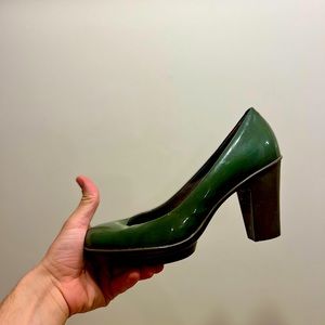 CAMPER Italian made patent leather olive green high heels EU 39 US 9